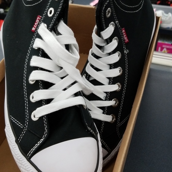 levi's black high top shoes